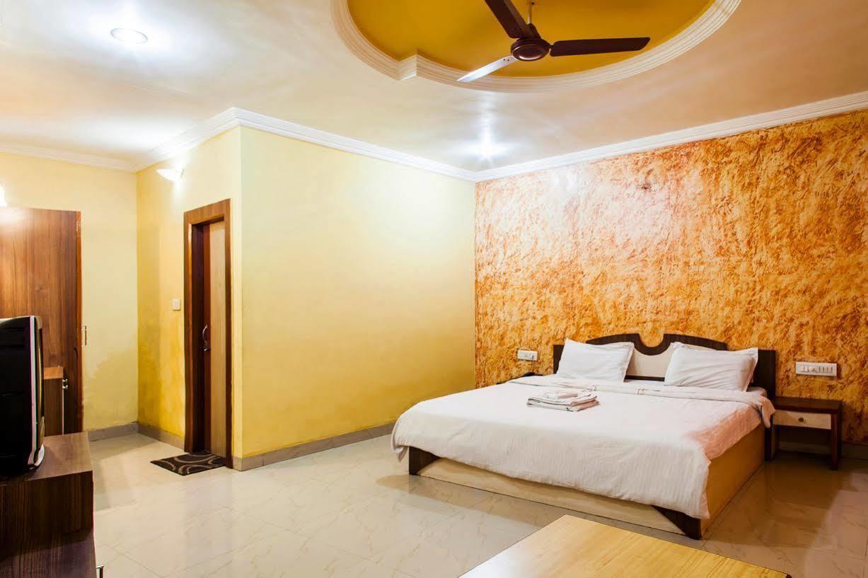 Hotel Sobhraj Ajmer Exteriör bild