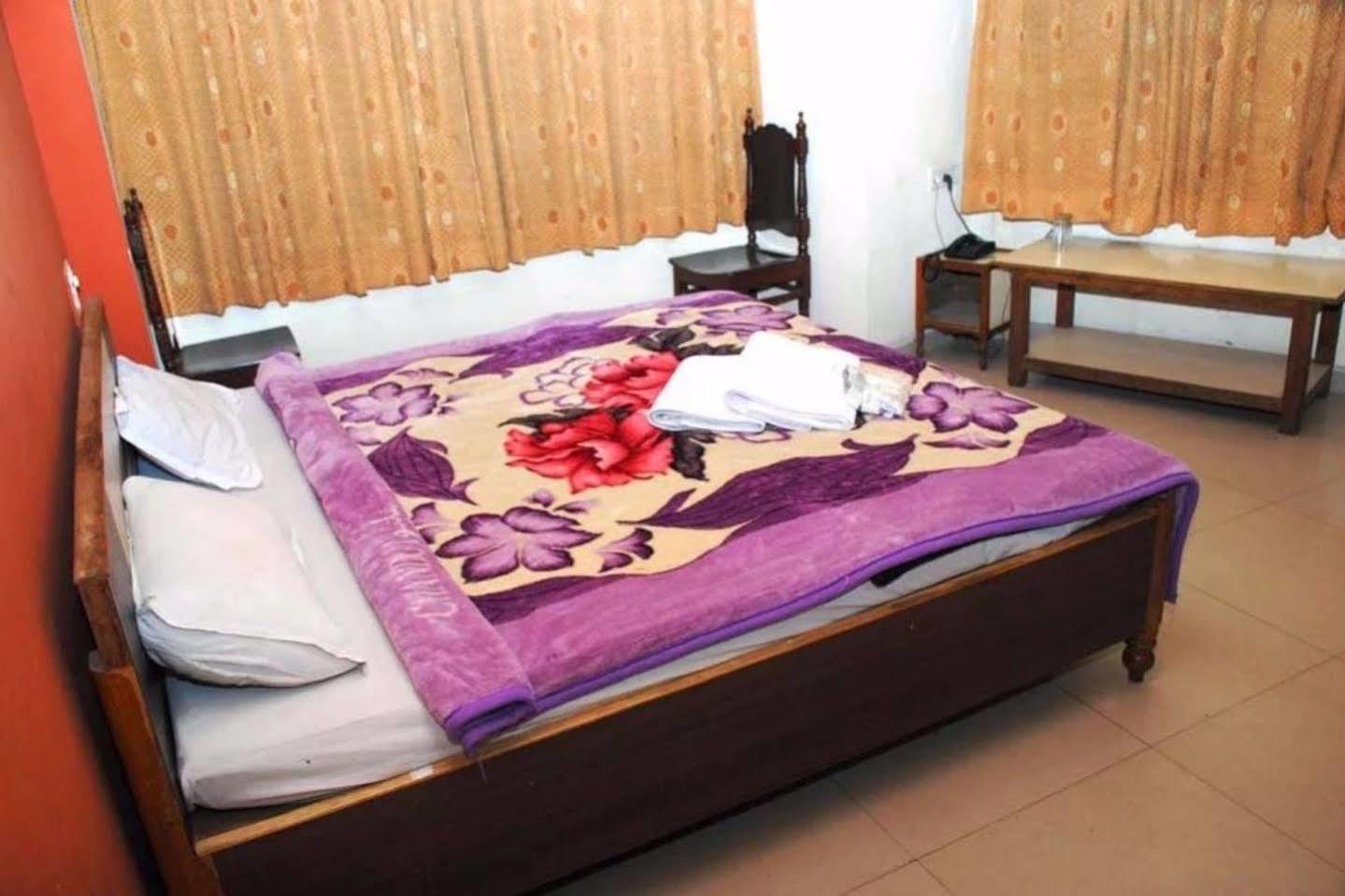 Hotel Sobhraj Ajmer Exteriör bild