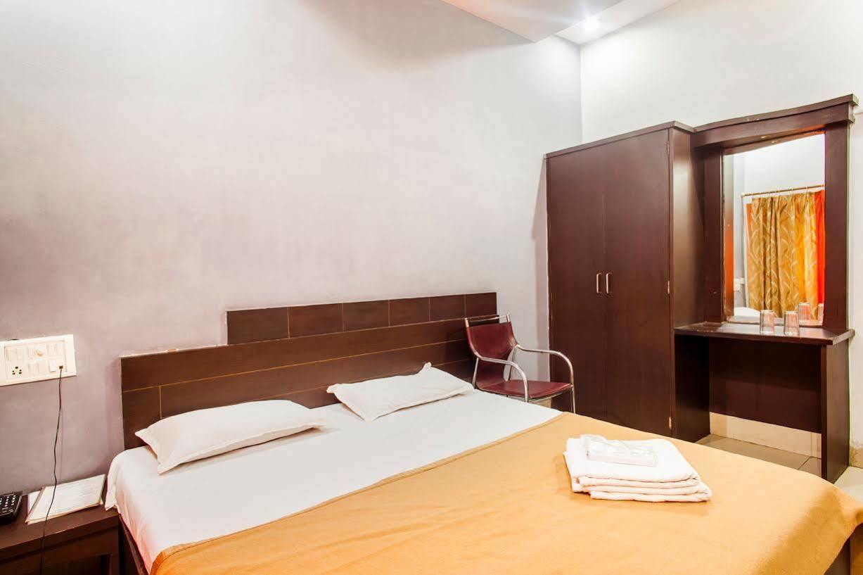 Hotel Sobhraj Ajmer Exteriör bild