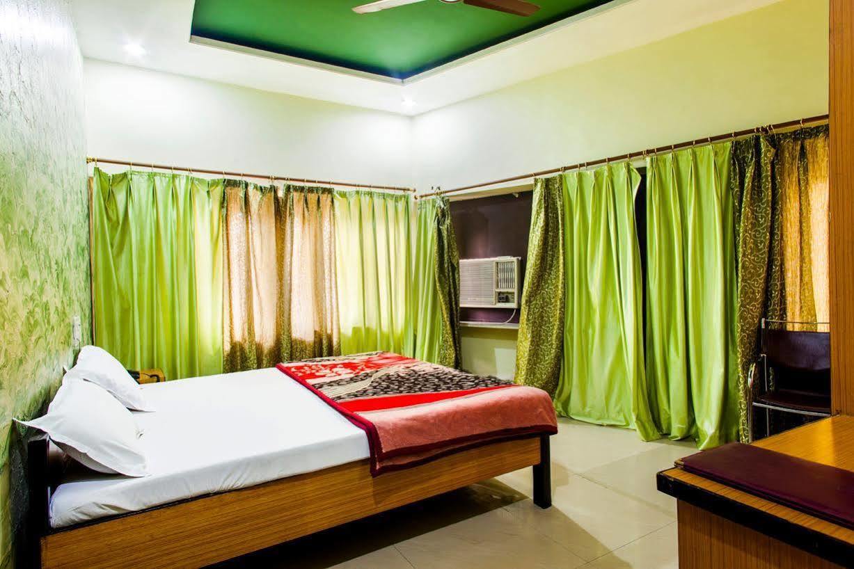 Hotel Sobhraj Ajmer Exteriör bild